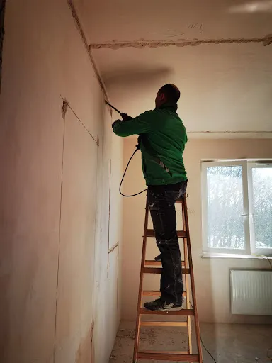 KAMIL DOMAŃSKI wykonawca oraz koordynator prac wykończeniowych i remontowych